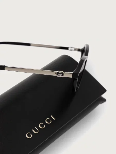 Солнцезащитные очки Gucci