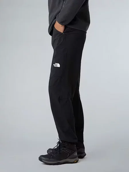 Спортивные штаны The North Face черные
