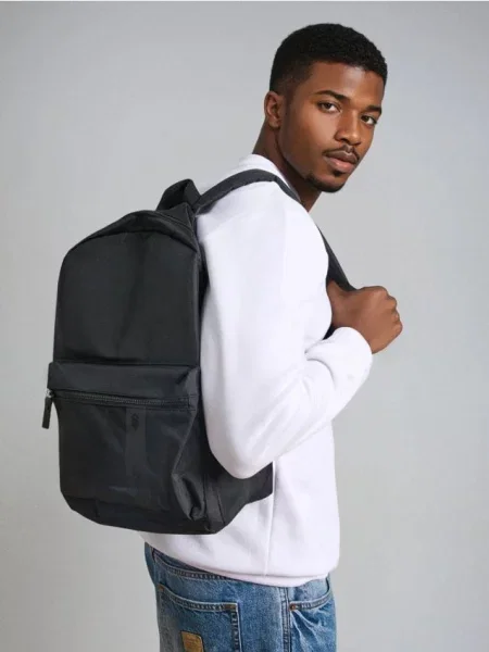 Рюкзак Sinsay черный