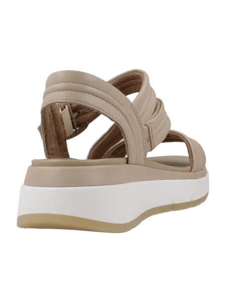 Pantofi Clarks bej
