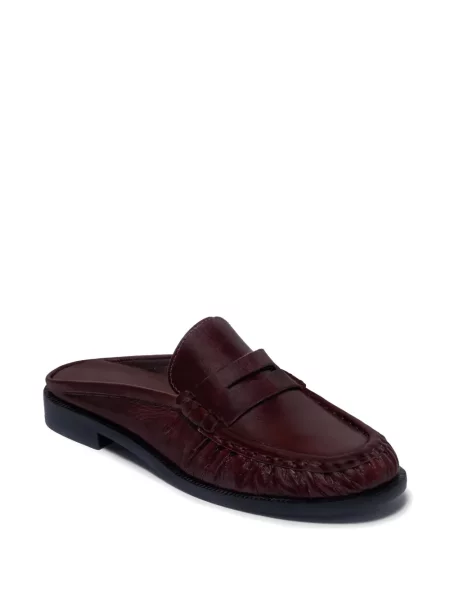 Papuci tip mules Bernardo din piele de căprioară roșu