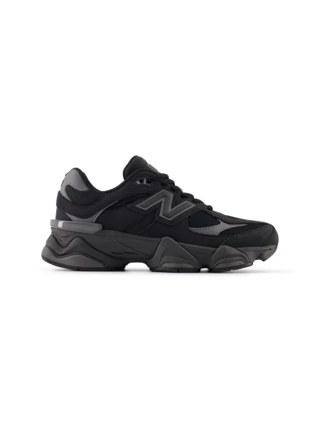 New Balance KobietyDzieci Buty sportowe New Balance Size: czarny