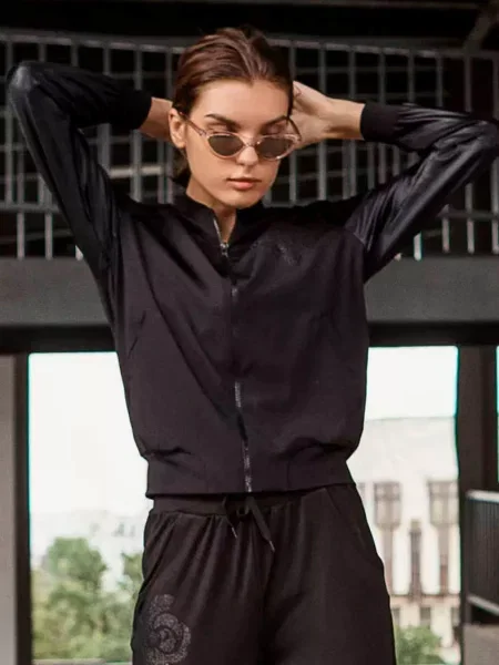 Бомбер чорний