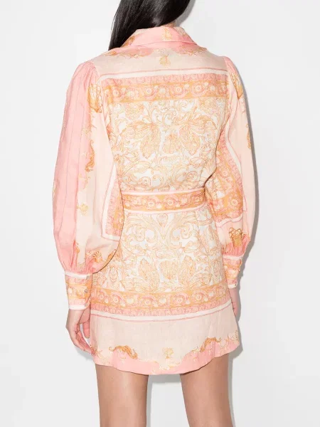 Sukienka Alemais z nadrukiem różowa