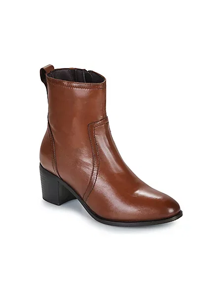 Gležnjarji Betty London