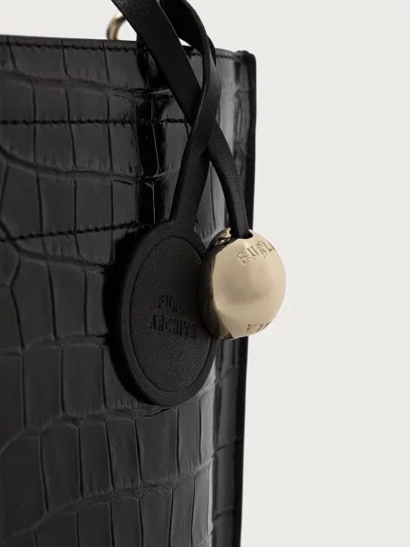 Кожаная сумка шоппер Furla