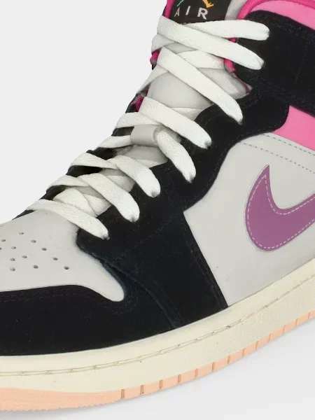 Jordan Visoke superge Air Jordan 1 Mid SE orhideja / roza / črna bela