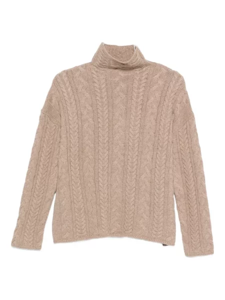 Heláncă 's Max Mara maro