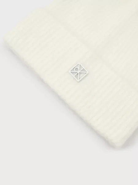 Шапка Calvin Klein біла