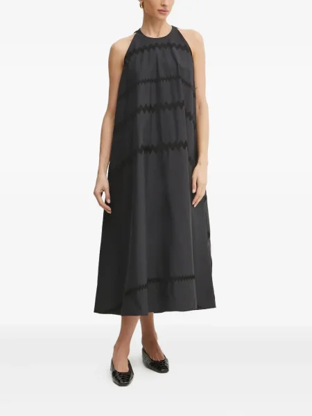 Rochie Liviana Conti cu broderie de costum negru