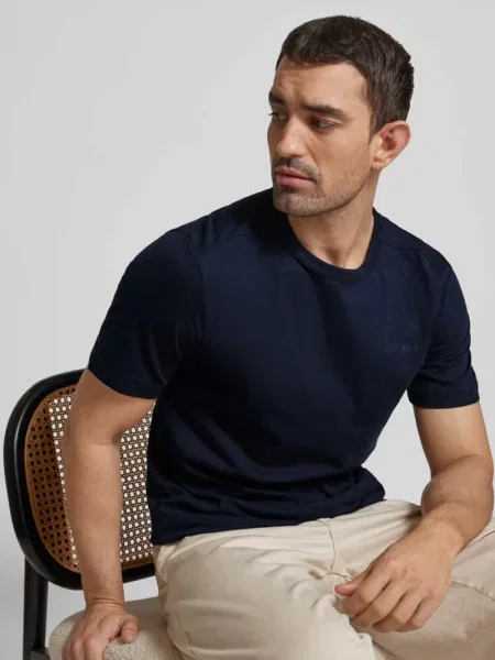 T-shirt o kroju regular fit z czystej bawełny z gumowanym nadrukiem z logo Tom Tailor granatowa