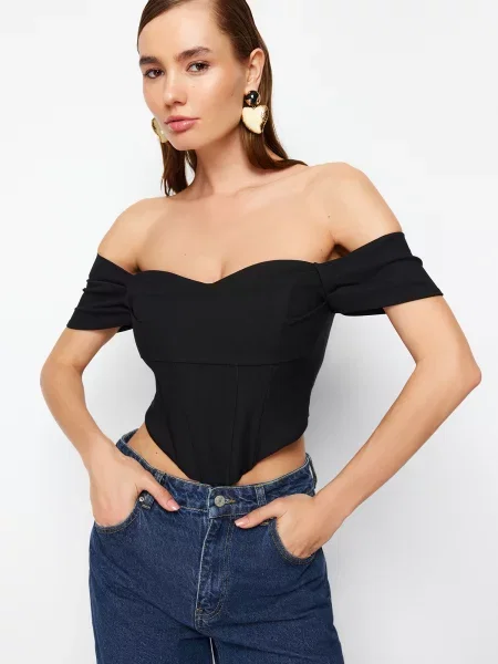 Z ovratnikom modrček Trendyol črna