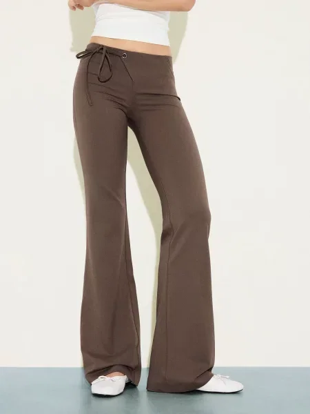 Bershka Pantaloni maro