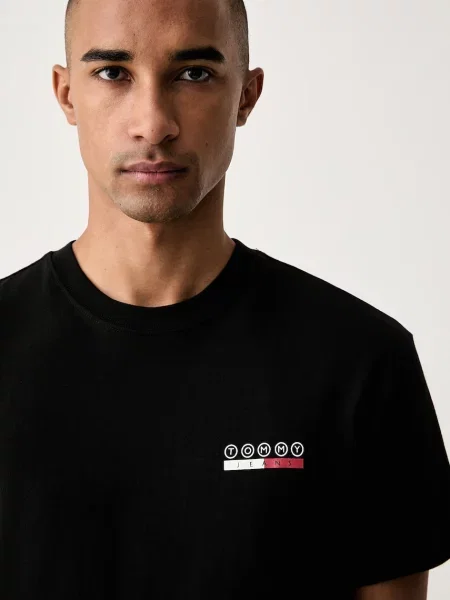 Tommy Jeans тениска мъжка от черно
