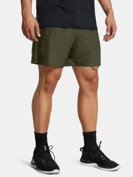 Pantaloni scurți Under Armour kaki