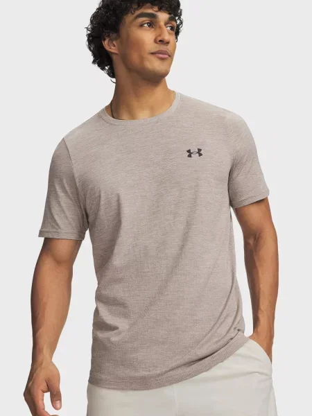 Футболка Under Armour бежева
