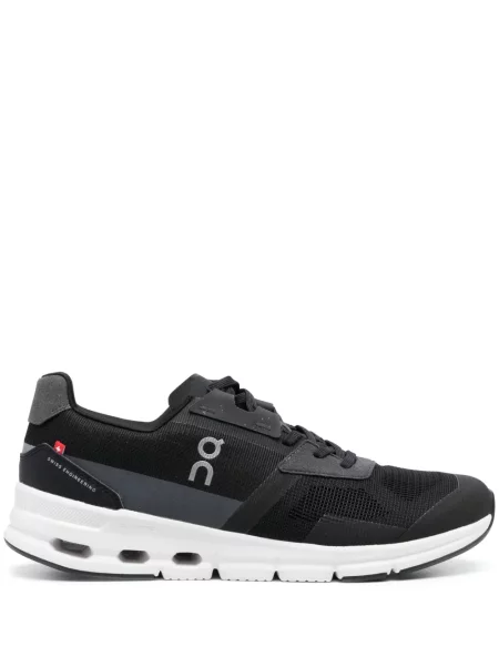 Sneakerși On-running cu șireturi din dantelă negru