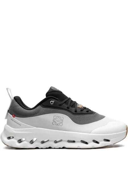 Маратонки On-running бяло