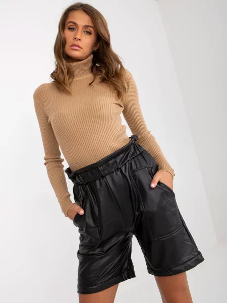 Pantaloni scurți Vikki negru