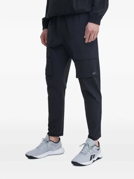 Pantaloni cargo Reebok cu autograf negru