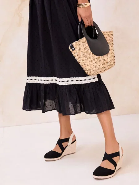 Lipsy Pumps bej deschis negru