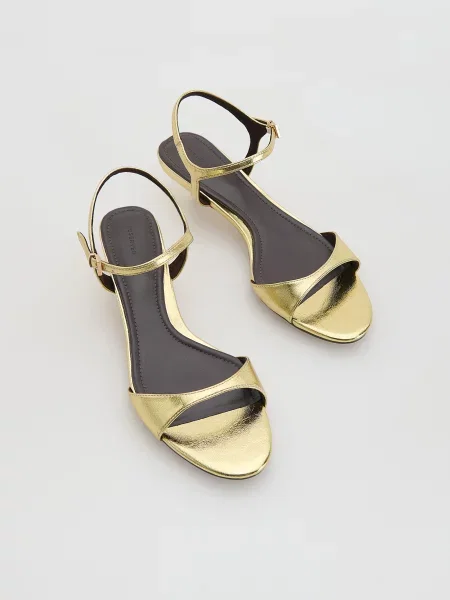 Босоножки Reserved