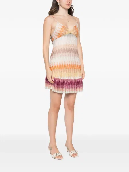 Rochie mini Missoni tricotate cu volane