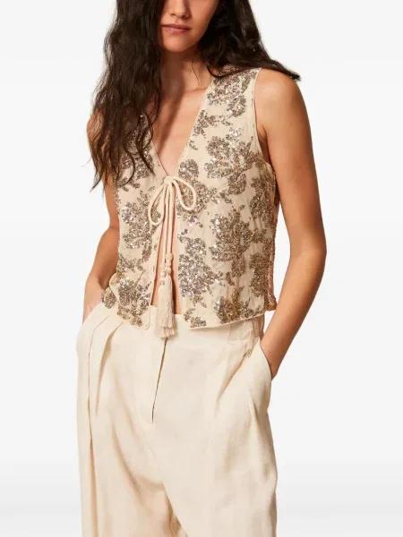 Vesta Twinset s flitry