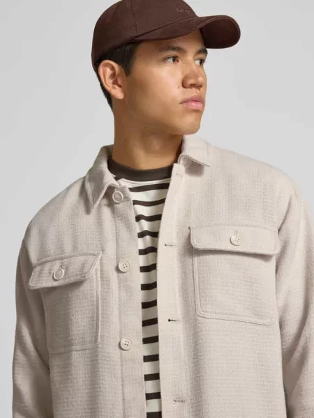 Kurtka koszulowa o kroju regular fit z na piersi model REGENT' Jack & Jones biała