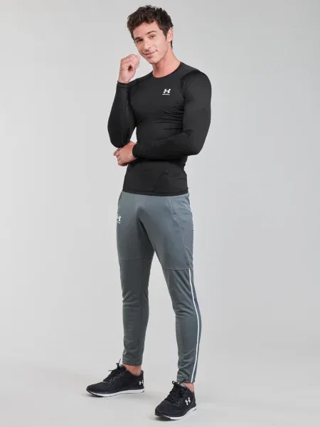 Ing Under Armour fekete