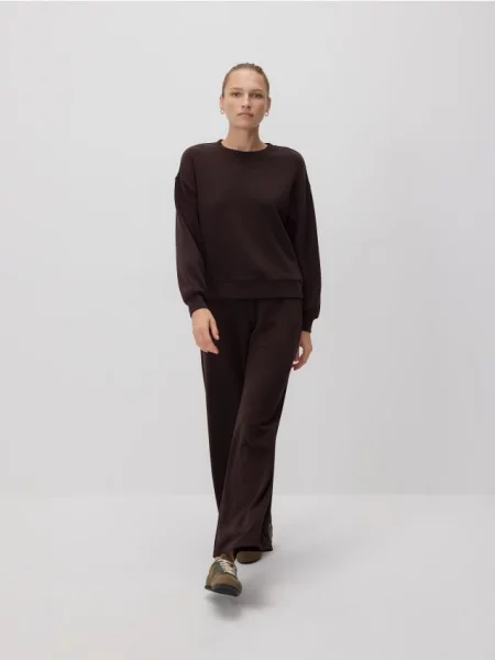 Reserved Світшот з модаллю темно коричневий