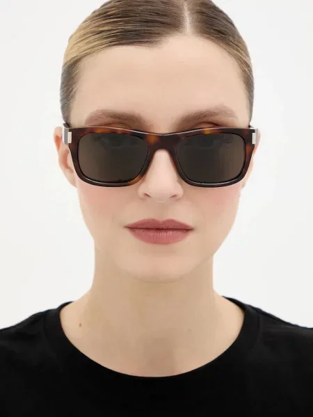 Saint Laurent napszemüveg barna