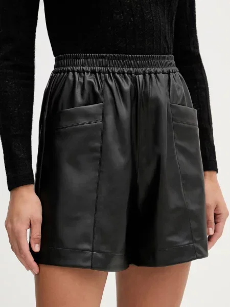 Kratke hlače United Colors of Benetton črna