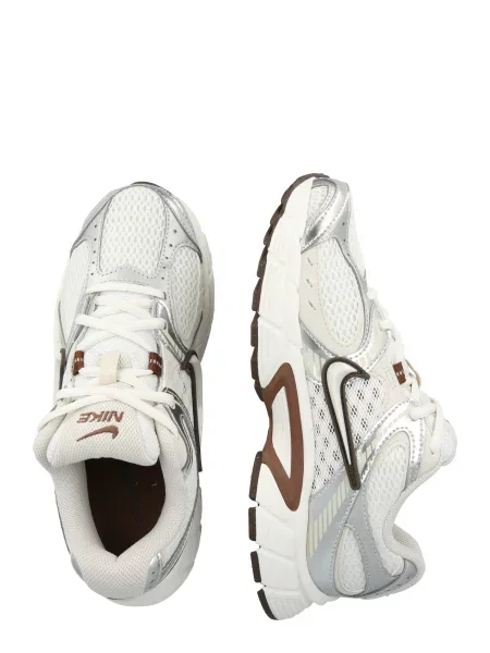 Nike Sportswear Nízke tenisky nebielená / strieborná