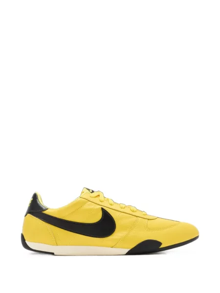 Sneakerși Nike galben