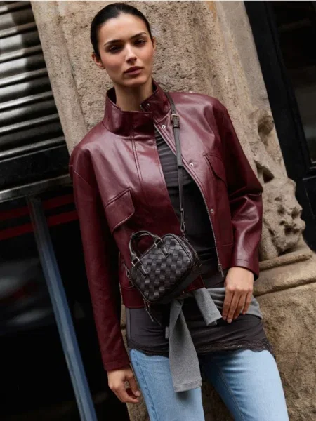 Geanta crossbody Reserved maro