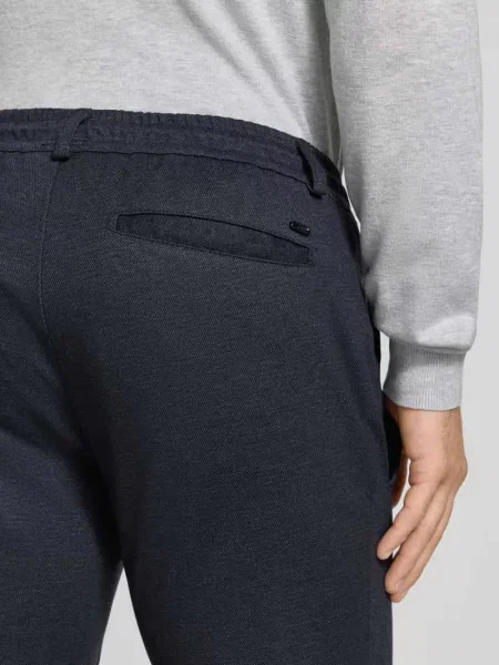 Spodnie dresowe o kroju tapered fit z dodatkiem model Phil' Brax granatowe