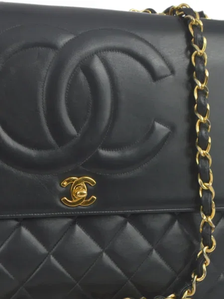 Kabelka Chanel Pre-owned černá