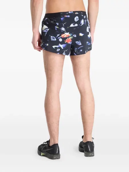 Бягане шорти Nike черно