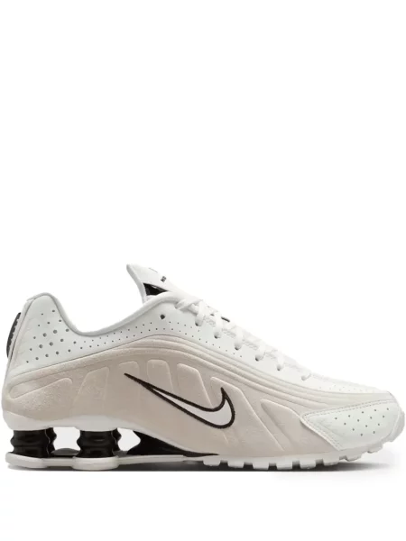 Sneakerși Nike din piele de căprioară roz