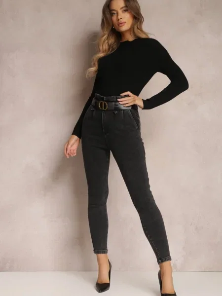 Jeansy Mom Fit z Astera czarne