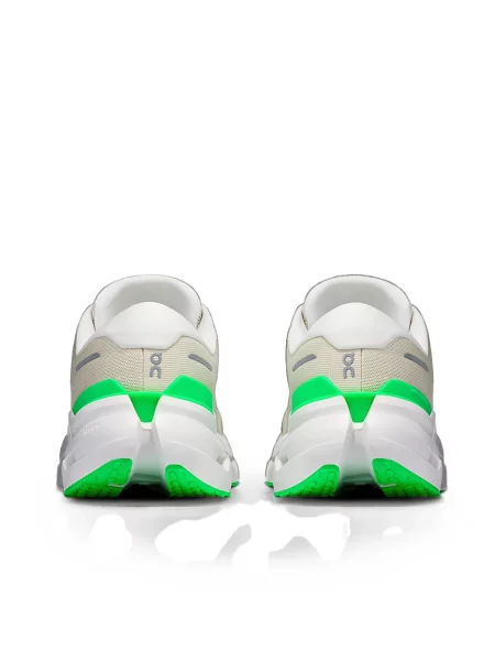 Sneakerși On