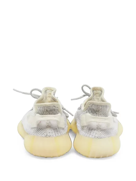Sneakerși Adidas Yeezy alb