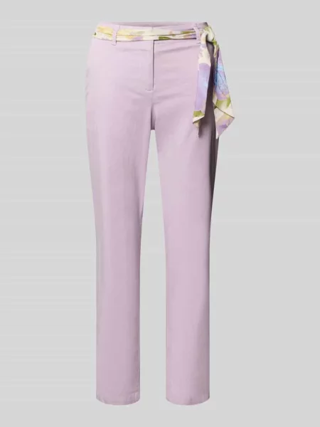 Chinosy o kroju slim fit z dodatkiem Christian Berg Woman