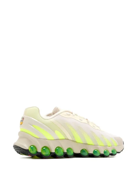 Pantaloni scurți Nike din piele de căprioară negru