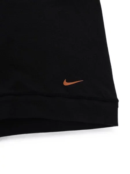 Scurt chiloți Nike cu imagine cu model floral negru