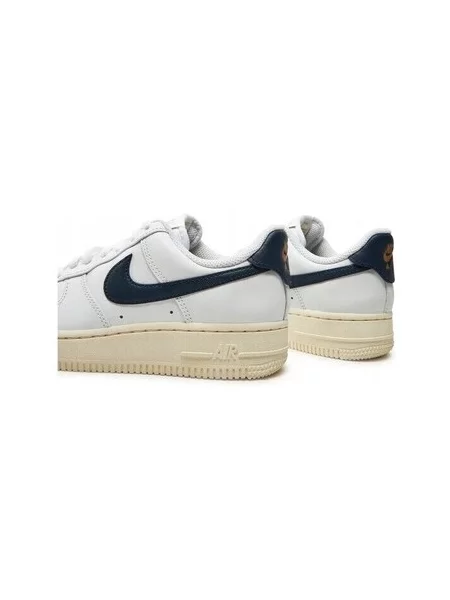 Nike Sneakersy Air Force 1 Flyease bílá
