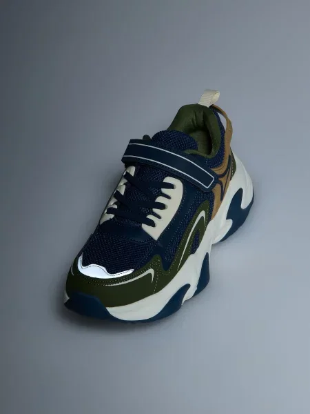 Кеды Reserved на липучках