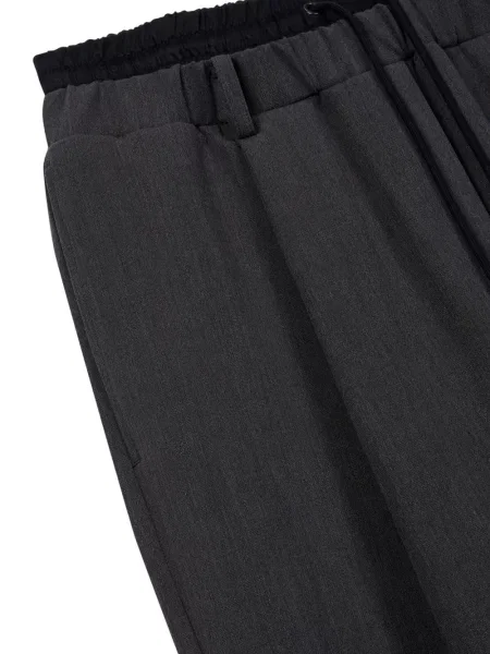 Pantaloni Studio Tomboy plisate gri