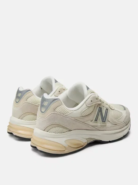 Кроссовки New Balance бежевые